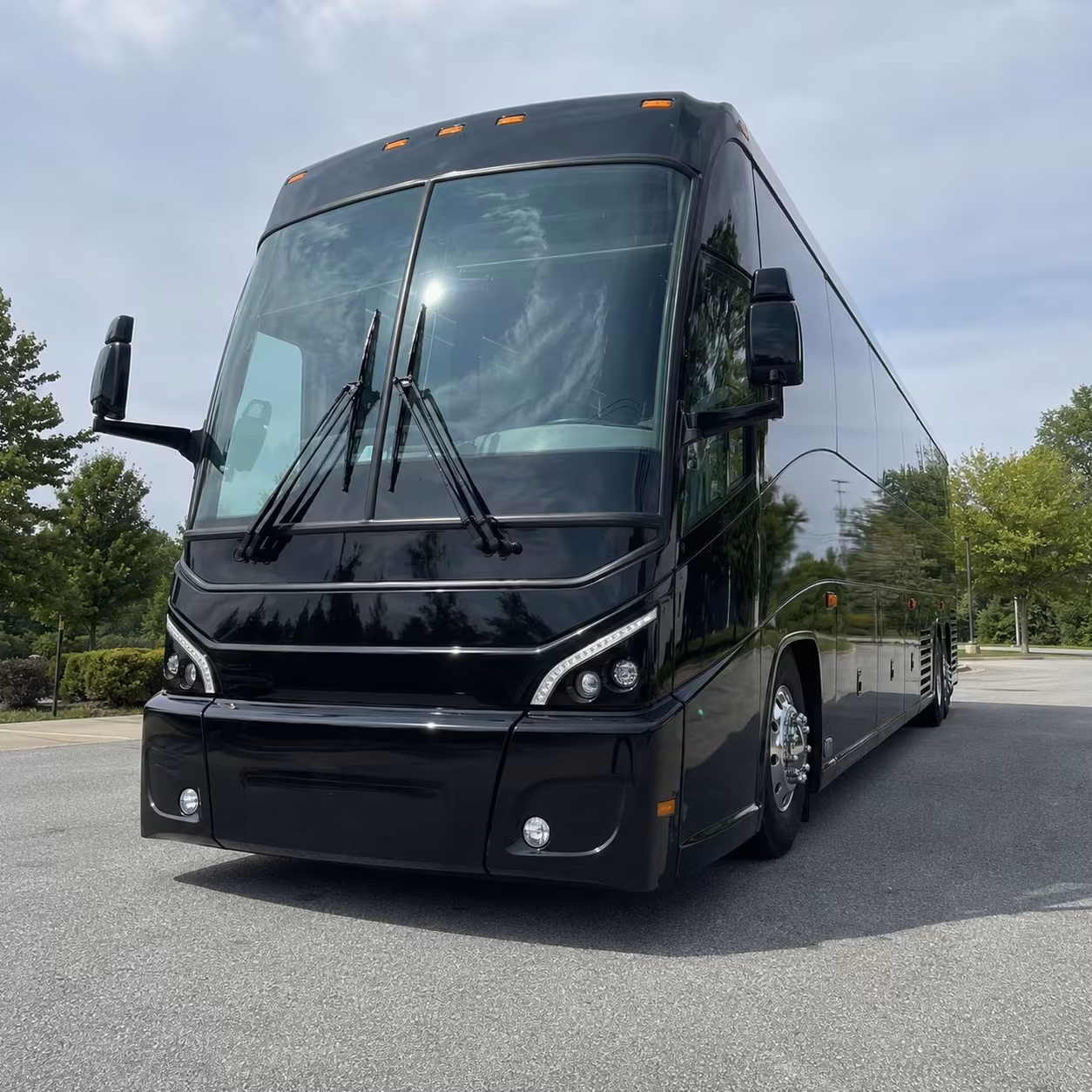 bus rentals for lawrence concerts music festival