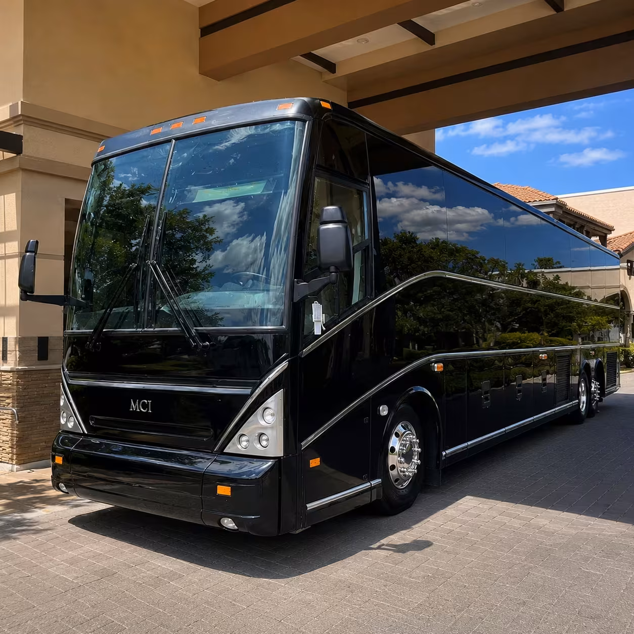 corporate event and team building shuttle buses in lawrence